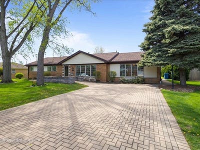 /international/us/12524-s-71st-court-palos-heights-il-110107573151/