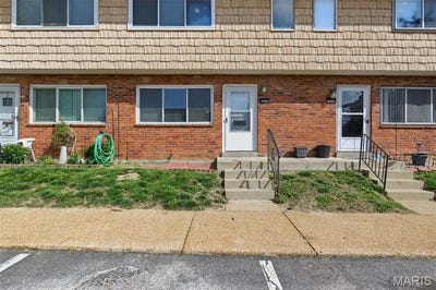 /international/us/10660-carroll-wood-way-st-louis-mn-110098446116/