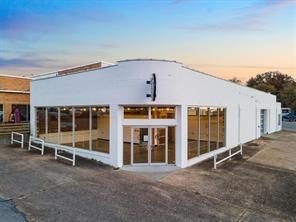/international/us/506-e-main-street-siloam-springs-ar-110106022071/