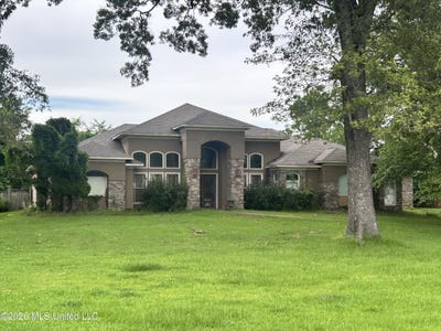 /international/us/182-northshore-boulevard-madison-ms-110108500222/