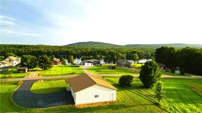 /international/us/w9514-stansbury-road-holcombe-wi-110093529421/?lang=zh-tw