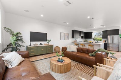 /international/us/6057-n-tujunga-avenue-north-hollywood-ca-110107804599/