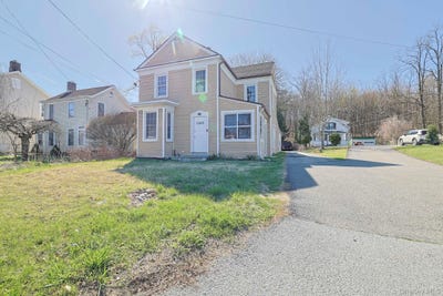 /international/us/1666-main-street-pleasant-valley-ny-110106478575/