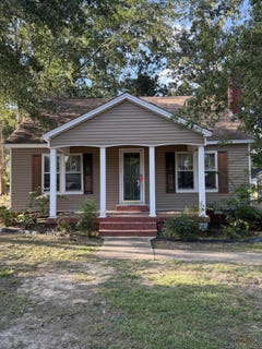 /international/us/1107-e-4th-st-corinth-ms-110119563806/