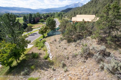 /international/us/3859-crystal-bridge-drive-carbondale-co-110100802058/