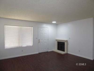 /international/us/824-c-capehart-ct-ridgecrest-ca-110106926173/