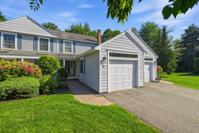 /international/us/80-stratford-place-kennebunk-me-110108666348/