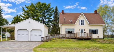 /international/us/69-smithfield-road-norridgewock-me-110107639683/