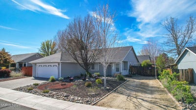 /international/us/1371-winwood-way-gardnerville-nv-110107406898/