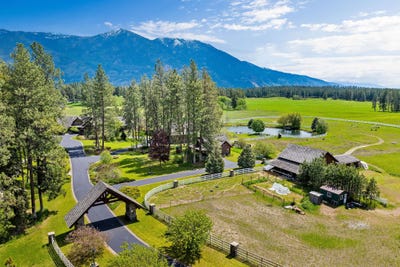 /international/us/2347-middle-road-columbia-falls-mt-110110173745/