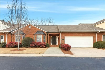 /international/us/3170-haynes-drive-gainesville-ga-110105364449/