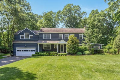 /international/us/21-roxbury-lane-wilton-ct-110108235169/