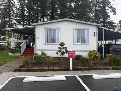 /international/us/13900-se-highway-212-19-clackamas-or-110107984530/