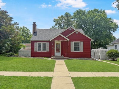 /international/us/1245-west-harrison-street-freeport-il-110108507793/