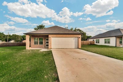 /international/us/809-jefferson-street-e-sulphur-springs-tx-110101099715/
