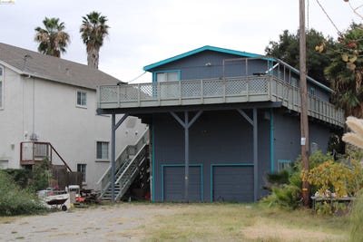 /international/us/3210-stone-rd-bethel-island-ca-110096001994/?lang=zh-cn