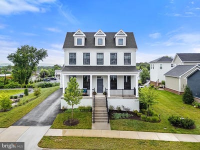 /international/us/8656-anderson-ave-marshall-va-110100729643/