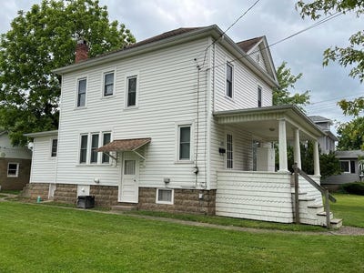 /international/us/208-s-4th-avenue-paden-city-wv-110108300791/
