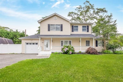 /international/us/110-saint-marks-lane-islip-ny-110098915873/