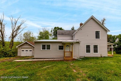 /international/us/174-sand-spring-road-cresco-pa-110108254047/