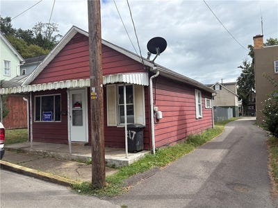 /international/us/1371-1-2-rear-johnston-ave-kittanning-pa-110107660413/
