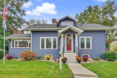 /international/us/101-elston-avenue-waterloo-ia-110120014898/