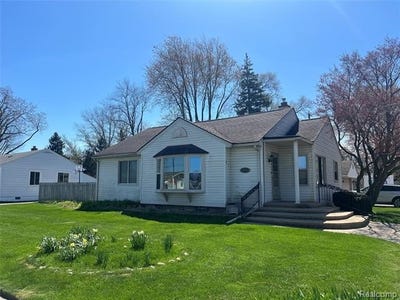 /international/us/33573-pardo-street-garden-city-mi-110100394852/