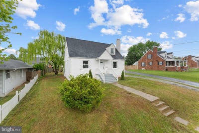 /international/us/227-manassas-avenue-front-royal-va-110107696260/