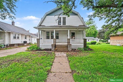 /international/us/233-e-linden-avenue-fremont-ne-110107343984/
