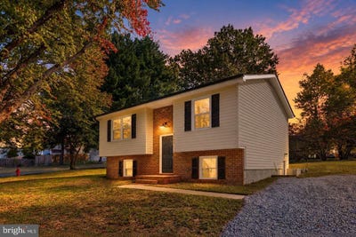 /international/us/2140-minnear-street-fredericksburg-va-110120864626/