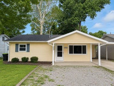 /international/us/1006-s-eastview-drive-tuscola-il-110108386125/