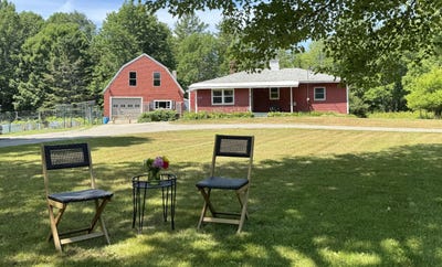 /international/us/804-main-road-islesboro-me-110109340076/
