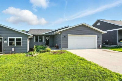 /international/us/1133-e-adams-st-washington-ia-110100681712/
