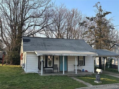 /international/us/433-south-street-lebanon-mo-110106848123/