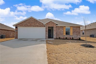 /international/us/3021-laredo-lane-centerton-ar-110106009198/