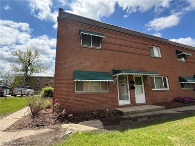 /international/us/215-dalepark-drive-bedford-oh-110108192920/