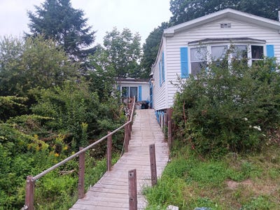 /international/us/1024-e-east-waldo-road-belfast-me-110101115799/