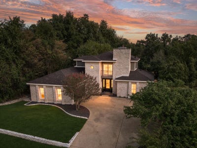 /international/us/1904-lakeway-blvd-lakeway-tx-110120453701/