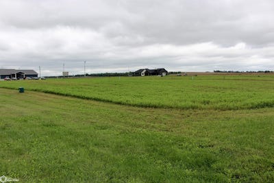 /international/us/50-mannavista-lane-griswold-ia-110119994841/