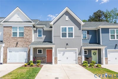 /international/us/11309-benton-pointe-way-chester-va-110107536931/