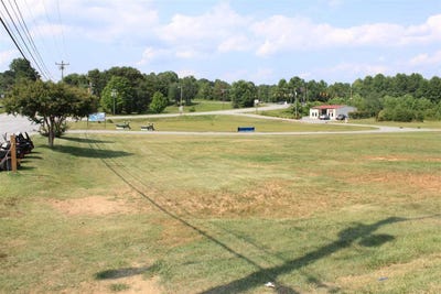 /international/us/tbd-3-bridge-street-elkin-nc-110101430947/?lang=zh-cn