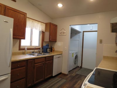 /international/us/912-3rd-street-n-cold-spring-mn-110108721115/