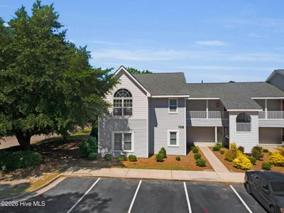 /international/us/106-w-victoria-court-greenville-nc-110107518504/