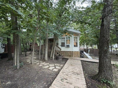 /international/us/2795-e-28th-lot-492-road-seneca-il-110110269467/