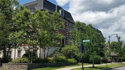 /international/us/129-w-main-street-tarrytown-ny-110108657977/