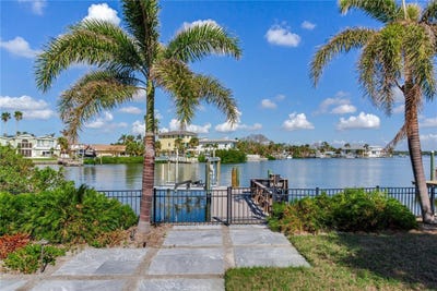 /international/us/16434-redington-drive-redington-beach-fl-110095780719/
