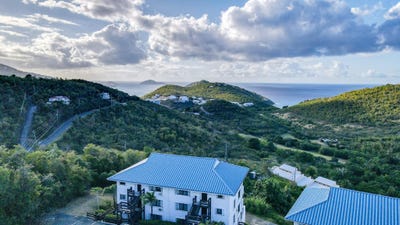 /international/us/5-wintberg-gns-st-thomas-vi-110105363529/