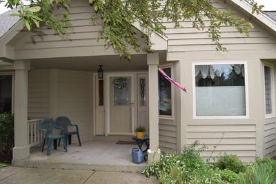 /international/us/n21w24090-garden-cir-pewaukee-wi-110101056490/?lang=en