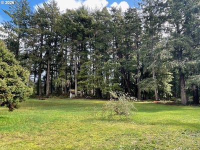 /international/us/e-of-723-5th-st-gearhart-or-110107192579/