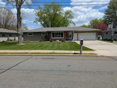/international/us/1909-s-palmetto-avenue-marshfield-wi-110107954704/